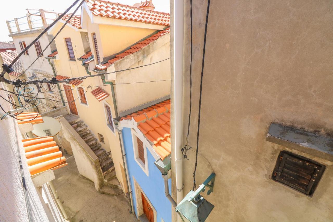 Apartment Marulic In Old Town Baška Eksteriør bilde