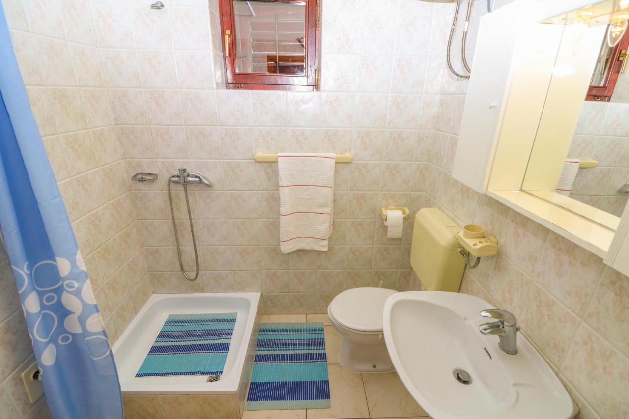 Apartment Marulic In Old Town Baška Eksteriør bilde