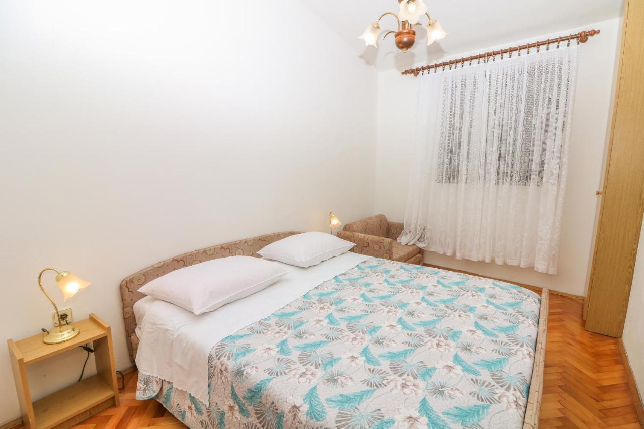 Apartment Marulic In Old Town Baška Eksteriør bilde